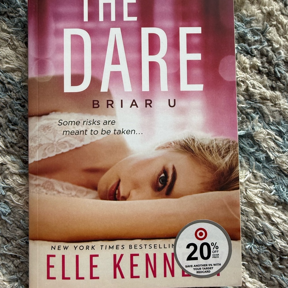 The Dare by Elle Kennedy Paperback